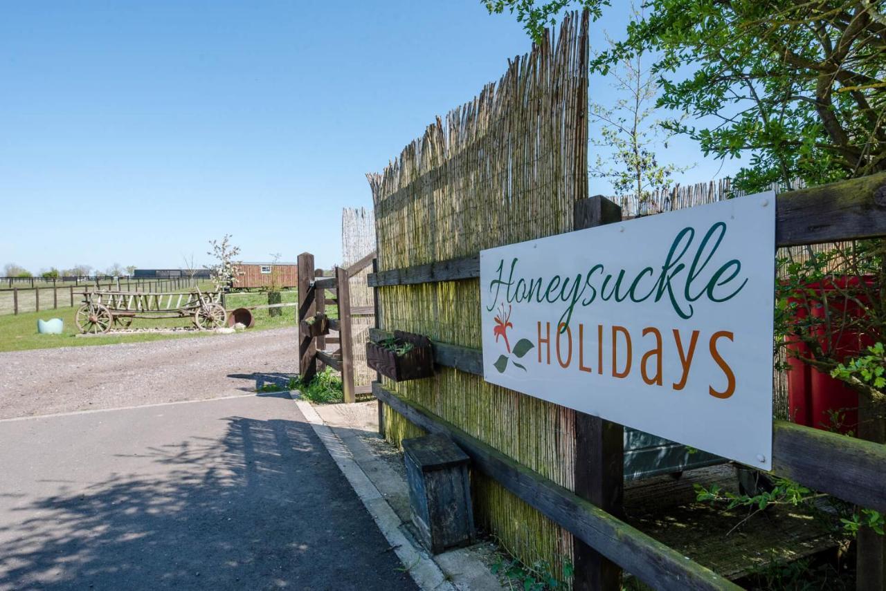 וודברידג' Honeysuckle Farm Holidays By Stay In Suffolk, Monk Soham מראה חיצוני תמונה